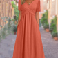 Vestido de manga corta con cuello en V: corte holgado, encanto atemporal